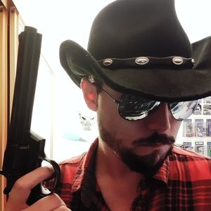 Meet your Posher, Paul